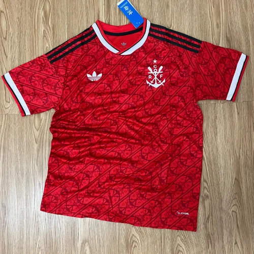 Camisa modelo torcedor