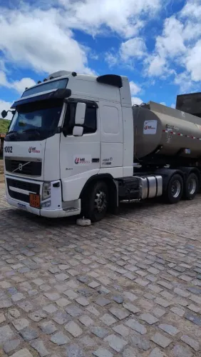 Caminhão FH460 2014 