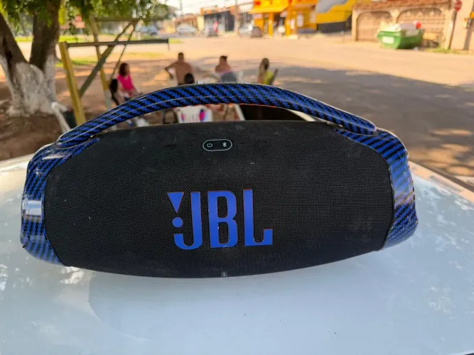 Caixa de som JBL bombox 3