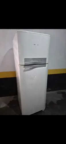 Geladeira eletrolux DF50