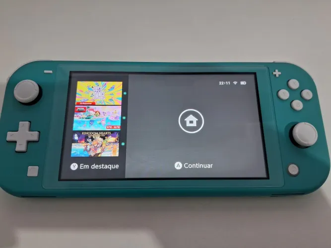 Nintendo Switch Lite Turquesa Bloqueado com caixa e carregador original Impecável