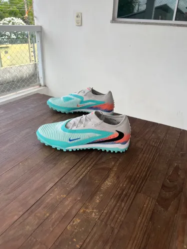 Chuteira nike