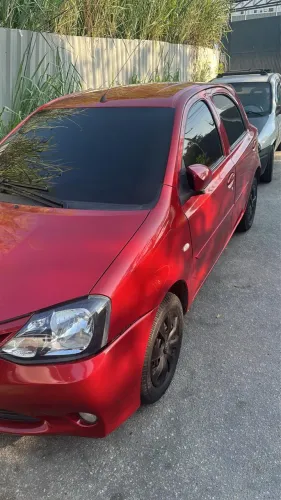 Toyota Etios X 1.3 Flex 16V 5P Mec. 2014