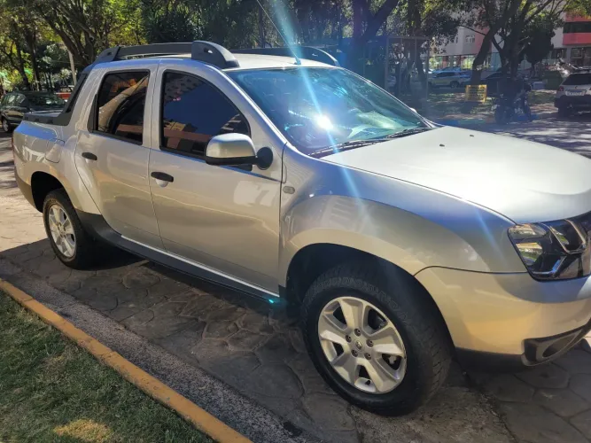 Renault Duster Oroch Exp. 1.6 Hi-flex 16V Mec. 2020