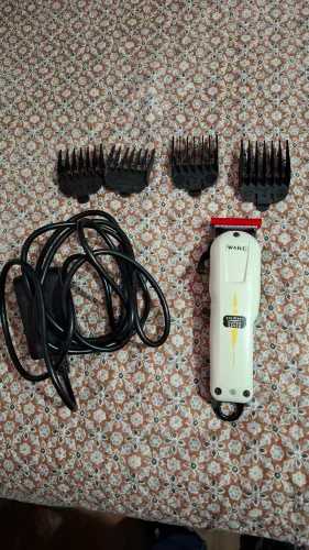 Vende-se Maquinario barbearia 