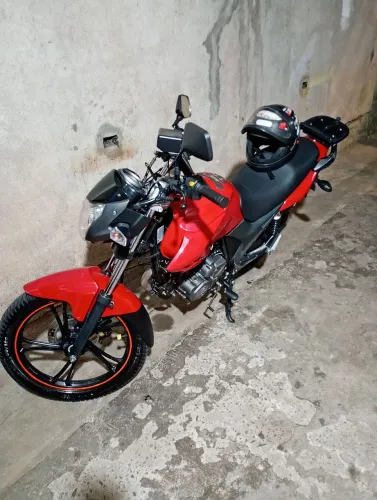 Moto Dafra Riva 150