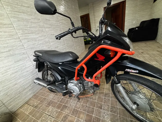 Pop 110i preta 