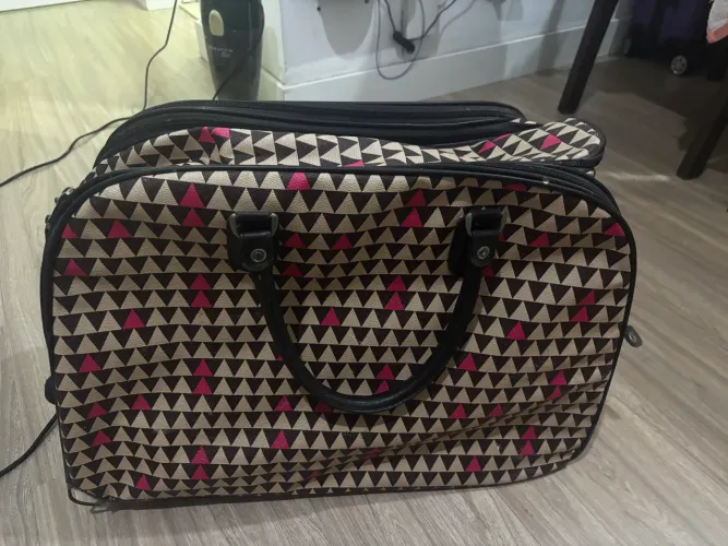 Mala de viagem tamanho M