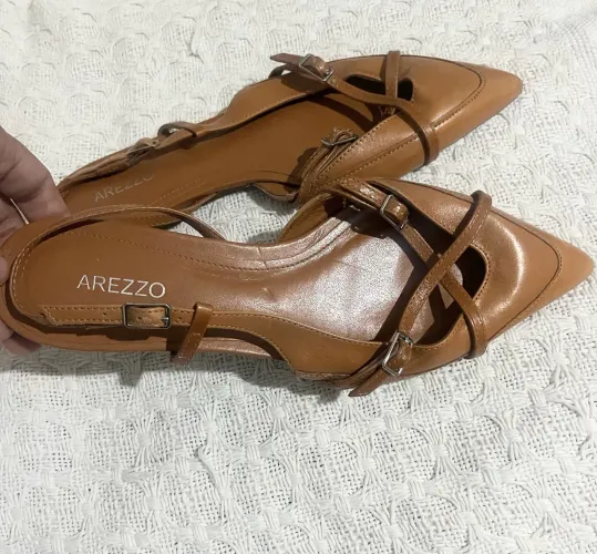 Sapatilha Arezzo original 