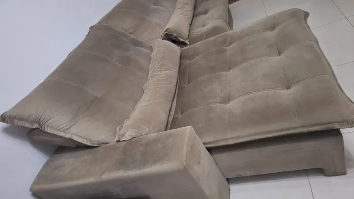 Sofá 4 lugares reclinável e retrátil