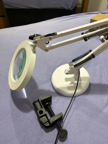 Luminária c/ Lupa Led Para Mesa