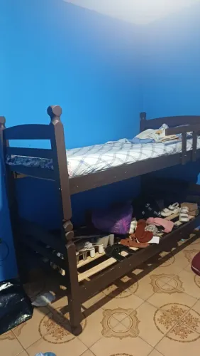 Cama beliche solteiro.