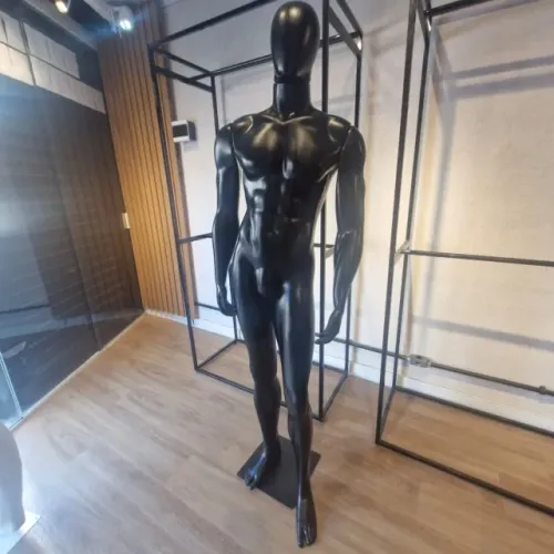 Manequim Masculino Articulado Plástico - Preto