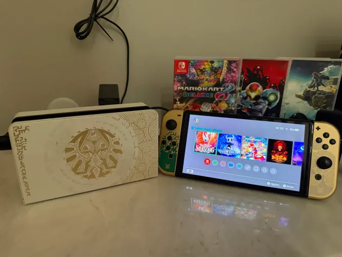 Nintendo Switch OLED Edição Zelda