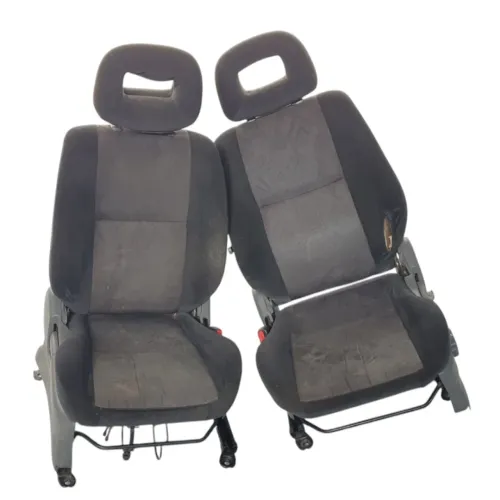 Banco Dianteiro Chevrolet Tracker 2001 A 2009 Detalhe 