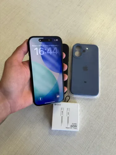 iPhone 16 128GB - seminovo