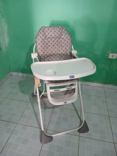 Cadeira de alimentação 