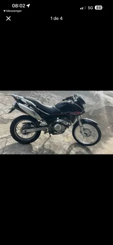 Vendo ou troco por moto ou carro de menor valor mais volta em dinheiro