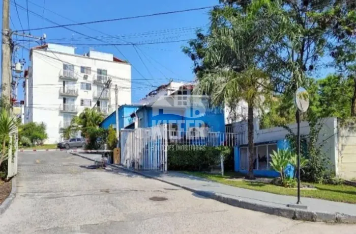 Apartamento com 2 dormitórios à venda, 52 m² por R$ 260.000,00 - Rocha - São Gonçalo/RJ