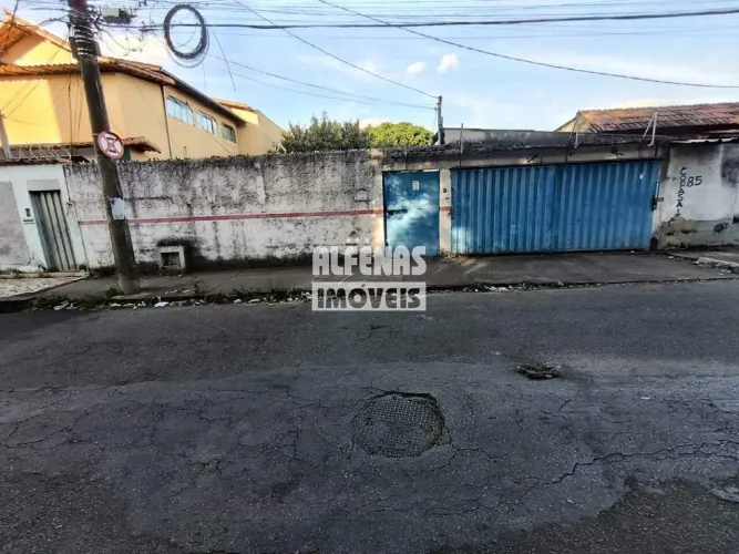 Lote à venda no Bairro Jardim Industrial