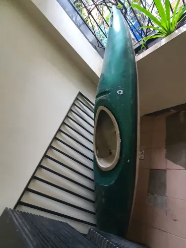 Caiaque com maus de 30 anos de fabricação 