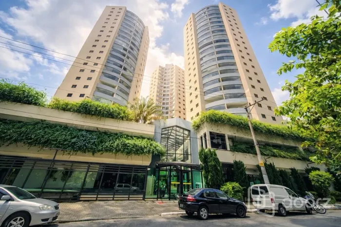 Imóvel na Justo Azambuja com 2 dormitórios e 81m²