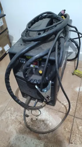 Máquina de corte a plasma HF Tork