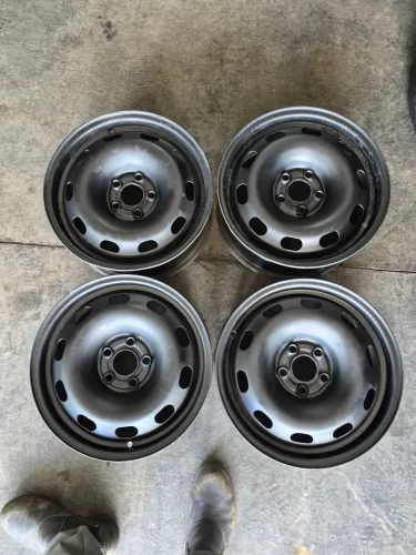 Rodas de ferro 15 furação 5×100 para fox, Polo, Golf e outros (350 em 3× no ct