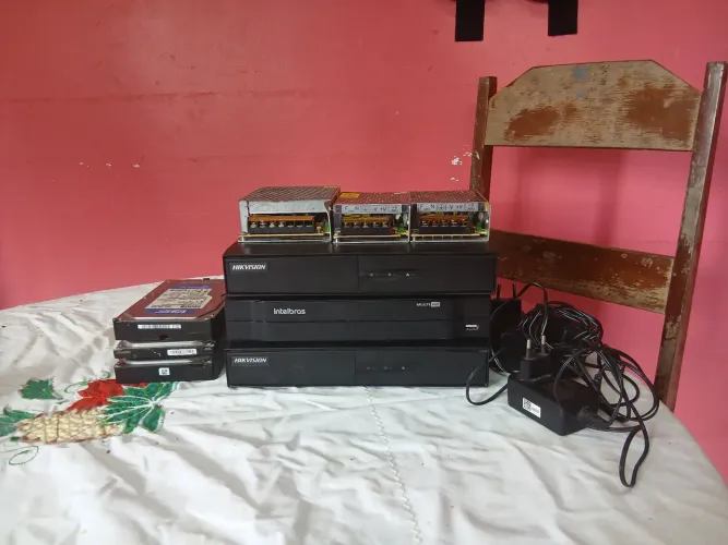 Vendo 3 DVR para Cameras dr segurança