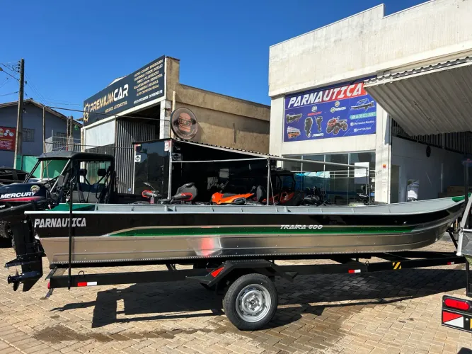 Barco de alumínio 