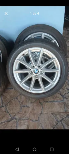 Vendo jogo de rodas BMW 5 furo aro 17, com pneus meia vida
