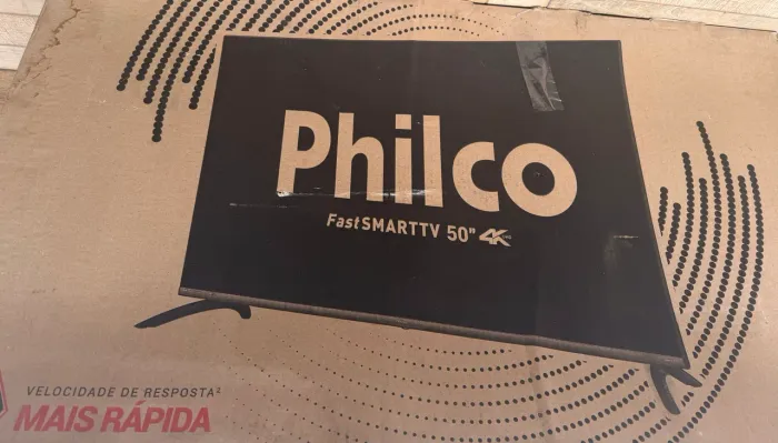Televisão para retirar peças