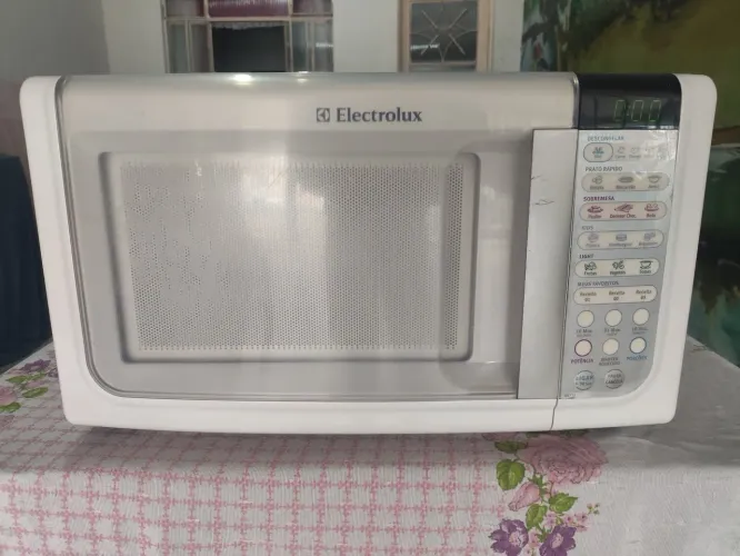 Microondas Electrolux, 31 litros, entrego e garantia 