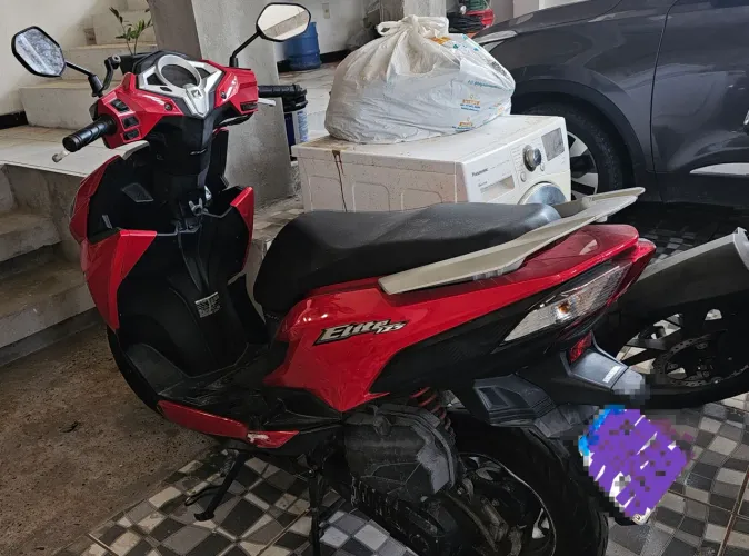 Moto elite 125