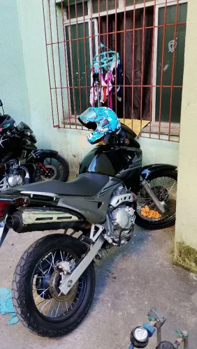 VENDO FALCON 400 MOTO E FILÉ BATEU PEGOU 