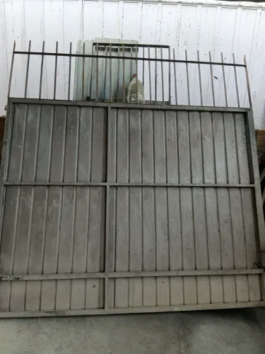 Portão de ferro