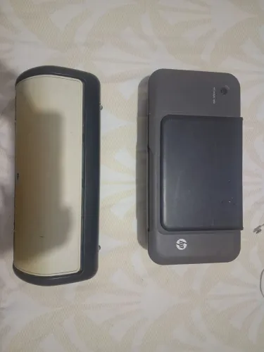 Duas impressoras HP sem carregador R$ 150.00