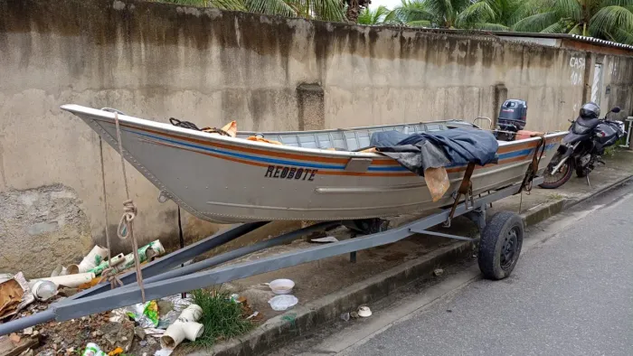 Barco de alumínio 