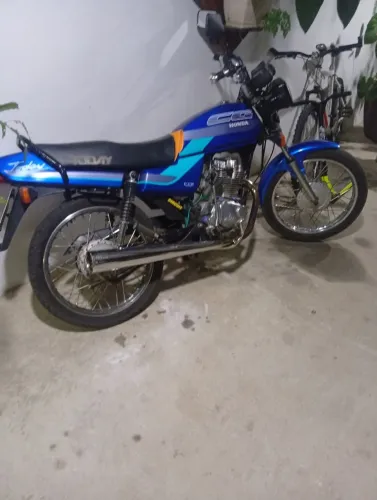 Vendo cg today 1991 pintura nova azul tricout mecânica boa pneus novos moto em excelente