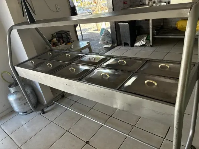 Balcão Self Service Térmico a Gás 10 Cubas Inox com Tampas - Conservado