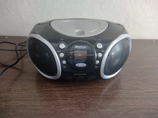 Rádio Philco PH61N2 com CD Player e suporte MP3 e rádio AM/FM