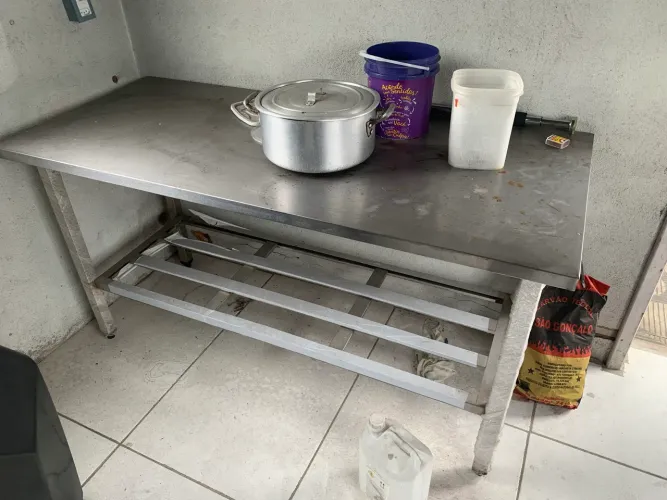 Mesa de preparo inox