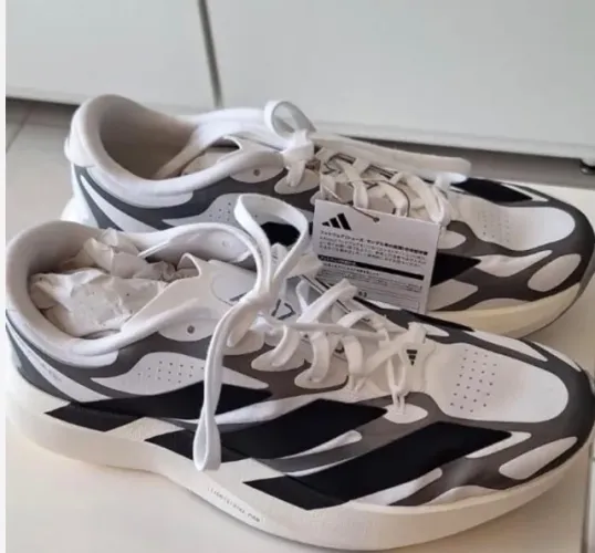 Tênis adidas EVO SL EXO novo