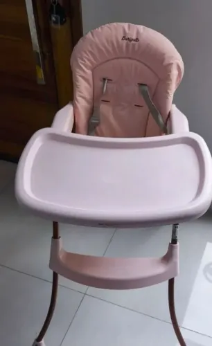 Cadeirinha de alimentação nova