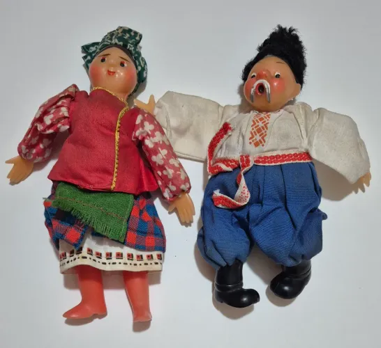 Casal de bonecos camponeses da União Soviética (URSS) - anos 60