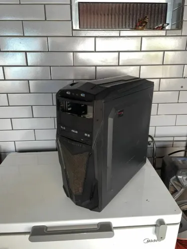 VENDE-SE PC GAMER COMPLETO. POTENCIALIZE SUA EXPRERIENCIA DE JOGOS COM ESSE LINDO PC .