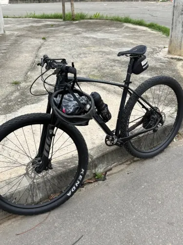 Bike Oggi 7.3 super nova em tudo quadro 19