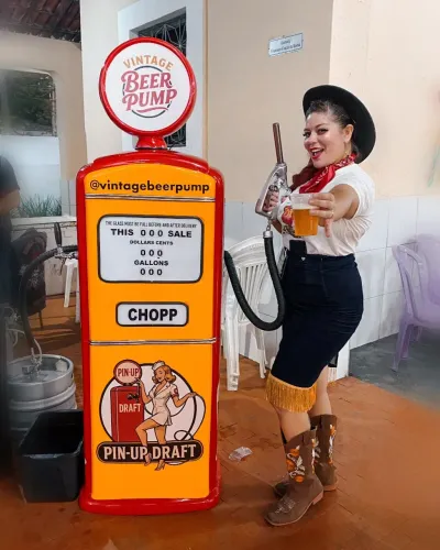 Vendo chopeira bomba de gasolina + Instagram com 1600 seguidores 
