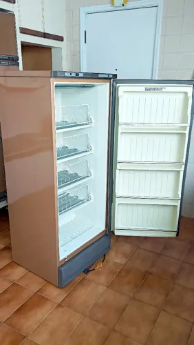 Freezer Vertical Brastemp 270L c/ Chave Excelente
