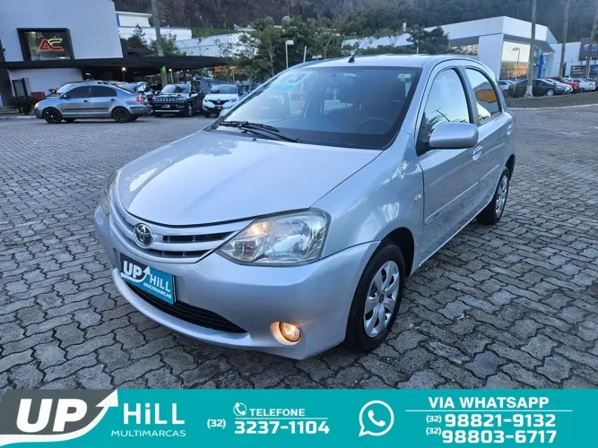 Toyota Etios XS 1.3 Flex 16V 5P Mec. 2013